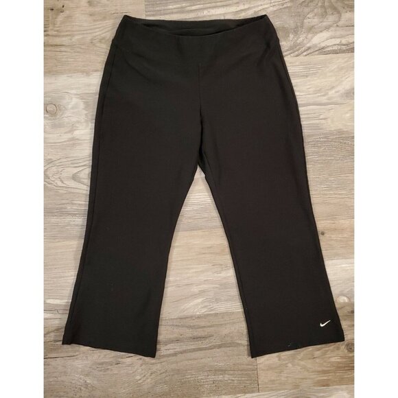 Women's Nike Black‎ Dri-Fit Cropped Yoga Pants Size Small RN#56323 FLAW - Picture 1 of 9